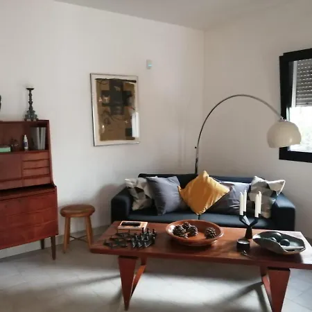 Matz Mare , Villa